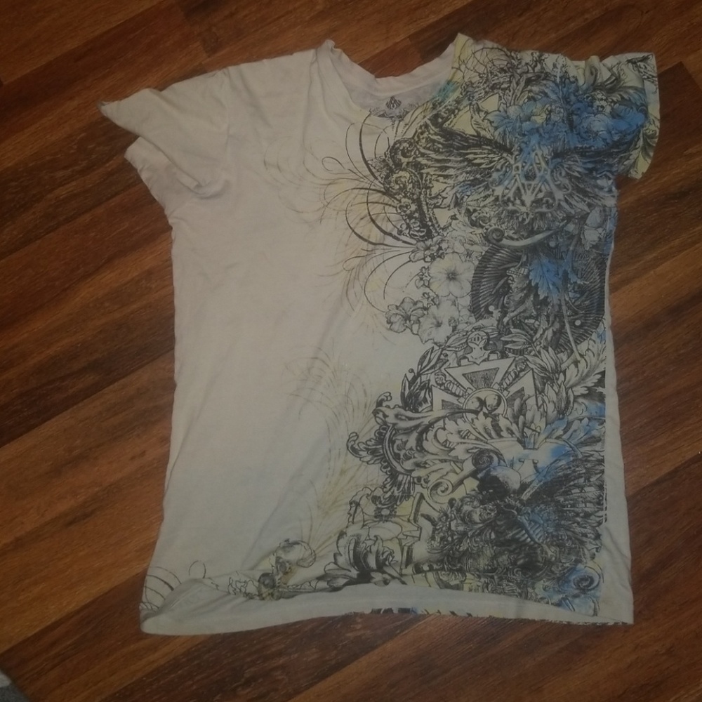 Mens Medium Archaic short sleve shirt